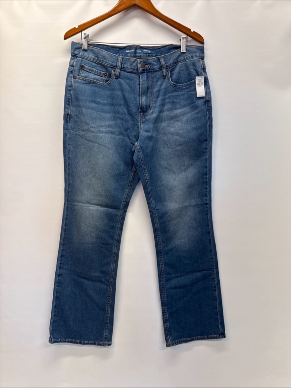 NWT Old Navy Men’s Denim Jeans Sz 33x30 Blue Built in Flex Bootcut Classic